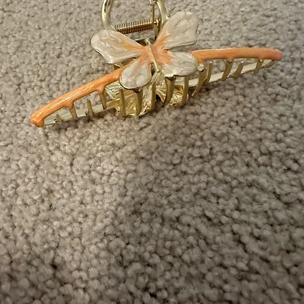 Beautiful coral butterfly claw clip